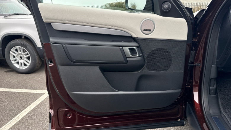 Land Rover Discovery 3.0 D350 Gemini 5dr Auto Diesel Station Wagon